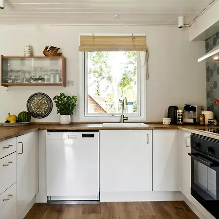 Togetherness In The Cosy Small House On Falster Bøtø By