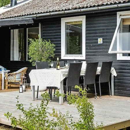 Togetherness In The Cosy Small House On Falster *